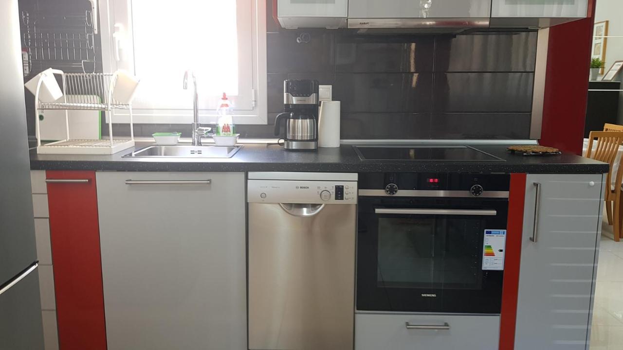 Renovated Lovely Apartment Near Airport & Sea Porto Rafti Bagian luar foto